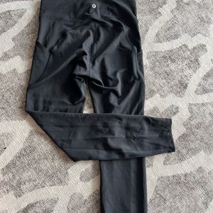 Lululemon black leggings with back pocket and two side pockets